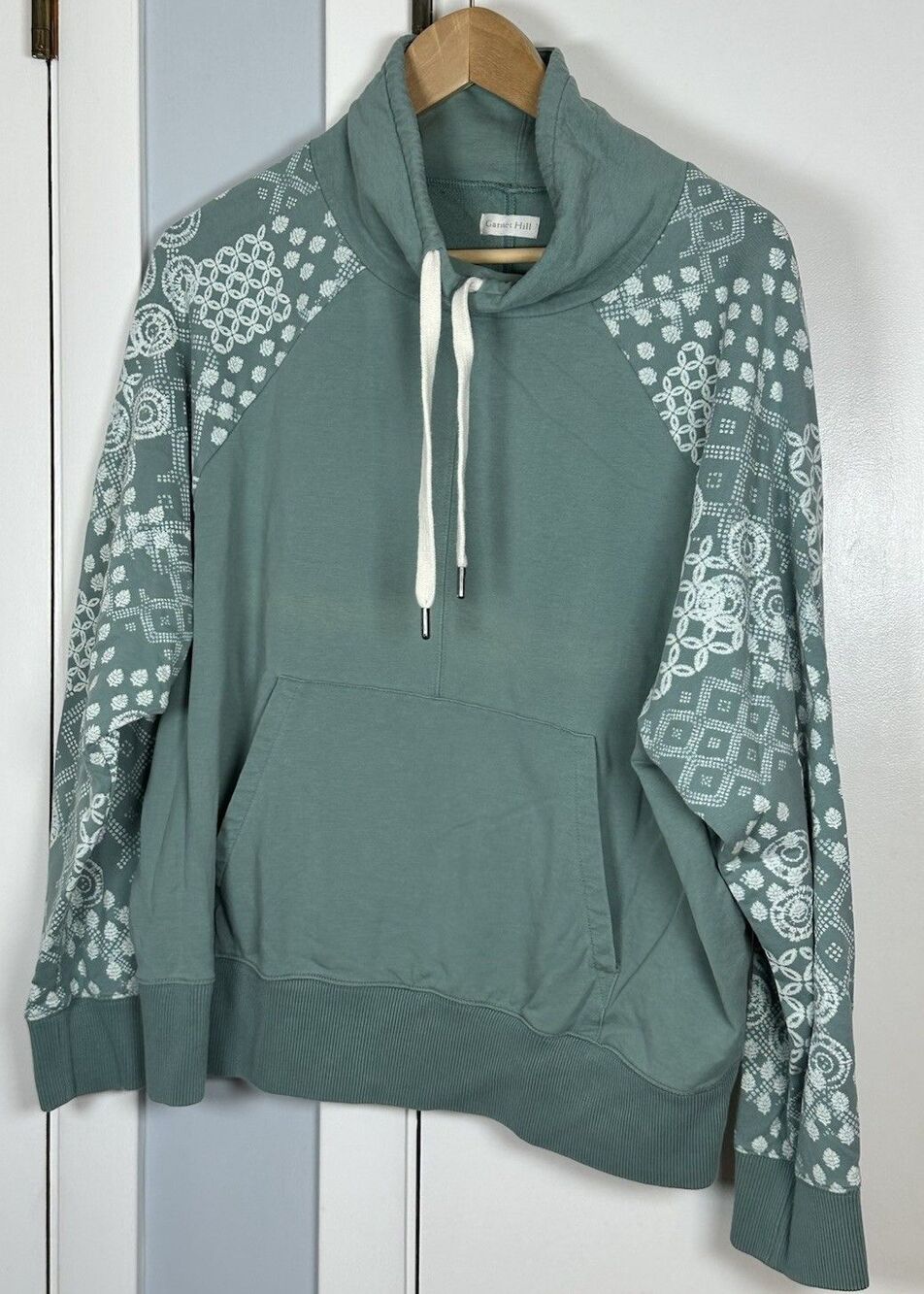 Garnet Hill Sage Green Pullover Hoodie with White Patterned Sleeves